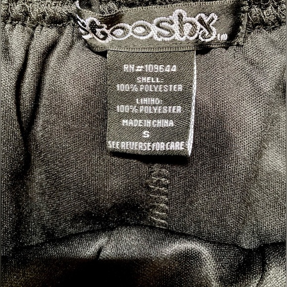 Stooshy Black Floral Skirt Size Small - Picture 5 of 5